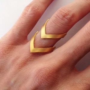 18k Statement Chevron Gold Ring